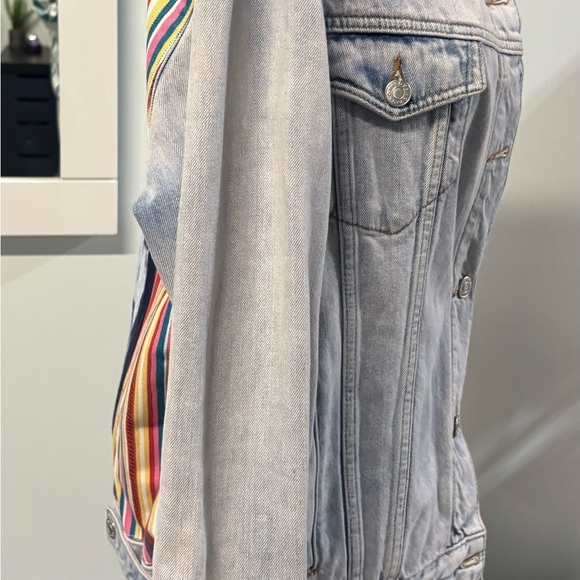 ❤️Top Shop Hand Painted Distressed Jean Jacket-Sz 6 - Picture 6 of 8